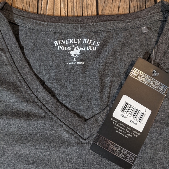 Beverly Hills Polo Club V-Neck T-Shirt NWT - Picture 4 of 7